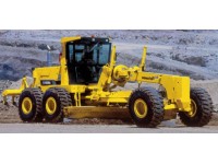 Komatsu GD 825A-2